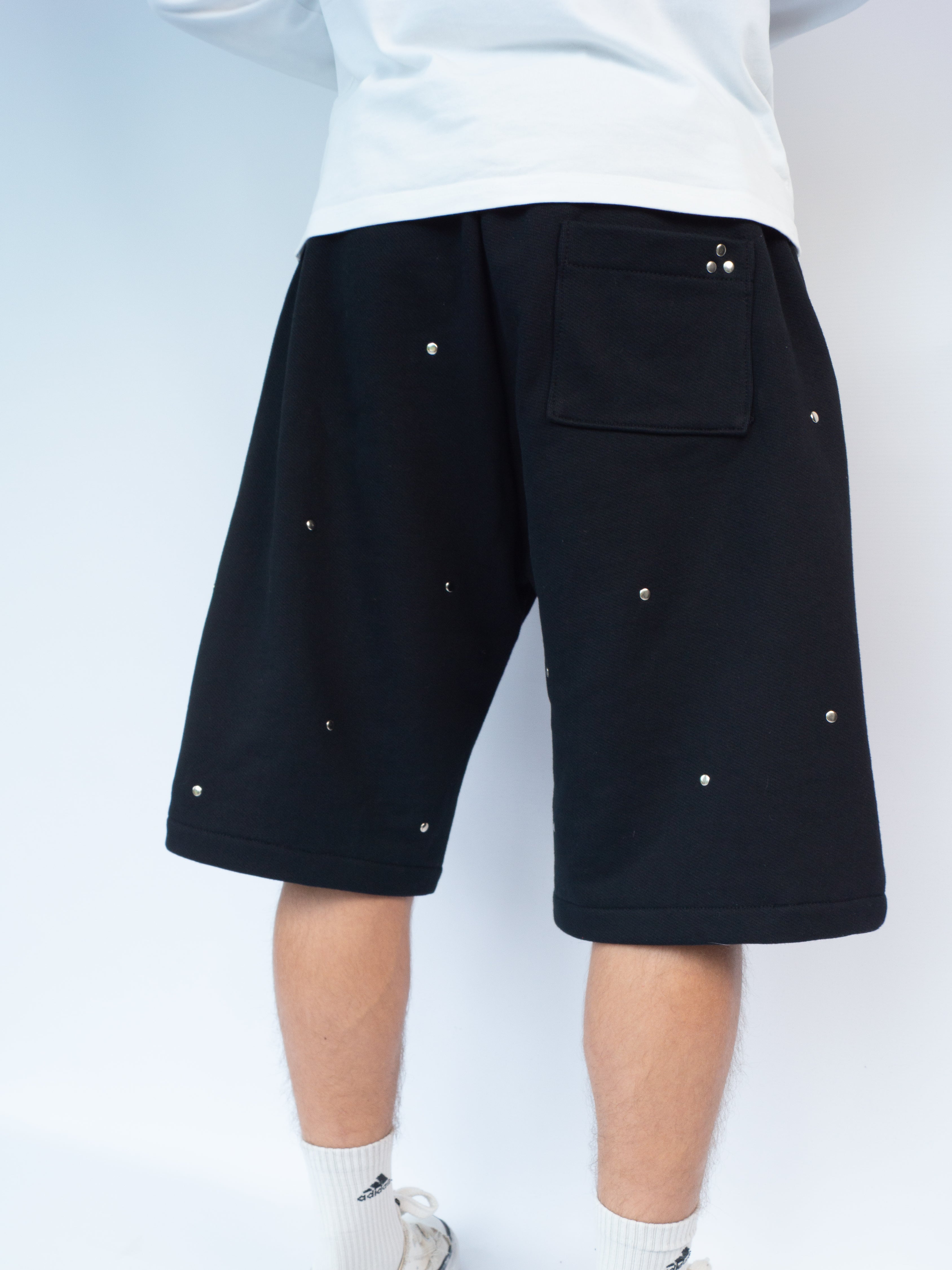Glossy sweatshorts