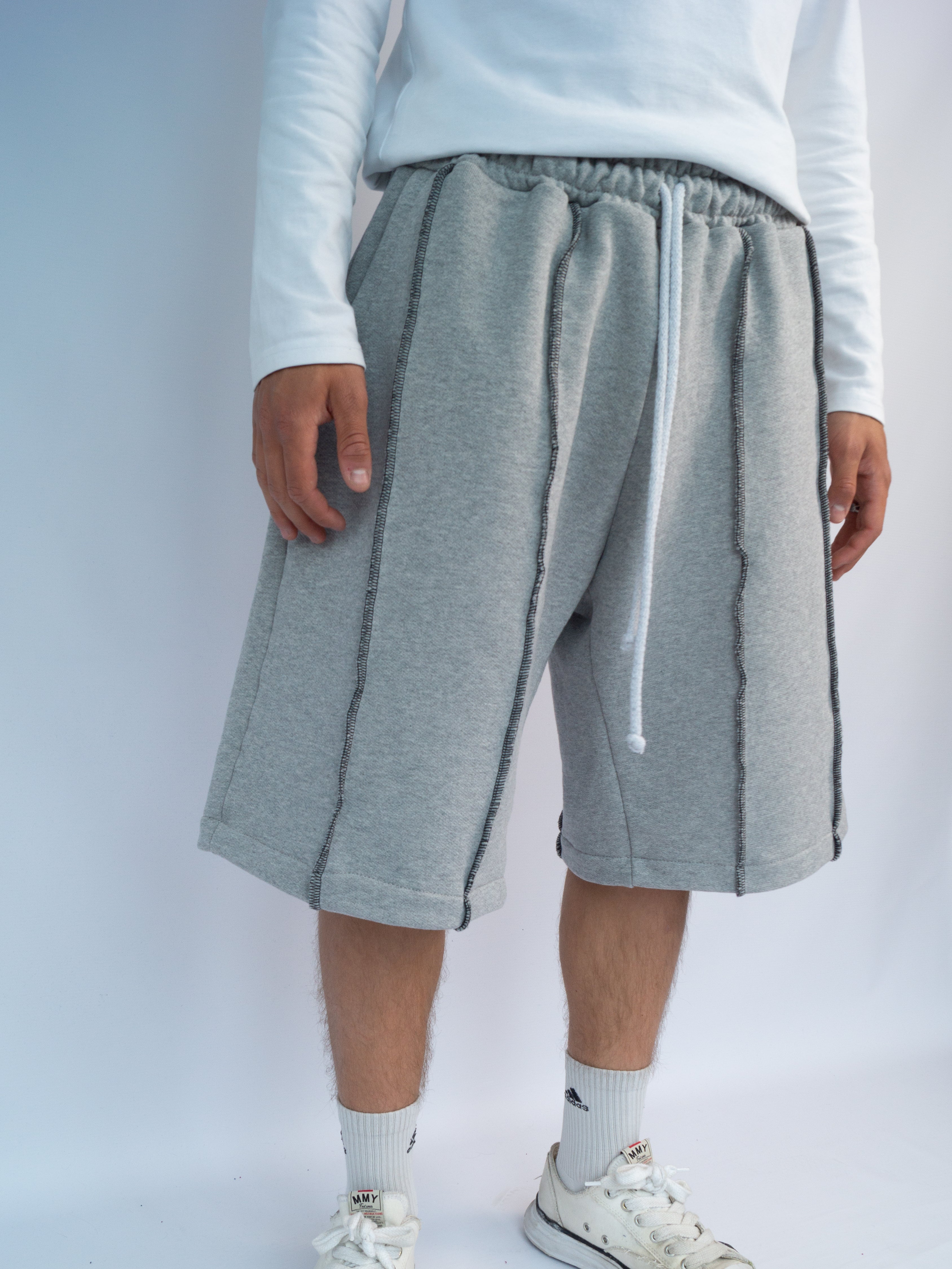 Wavy Sweatshorts