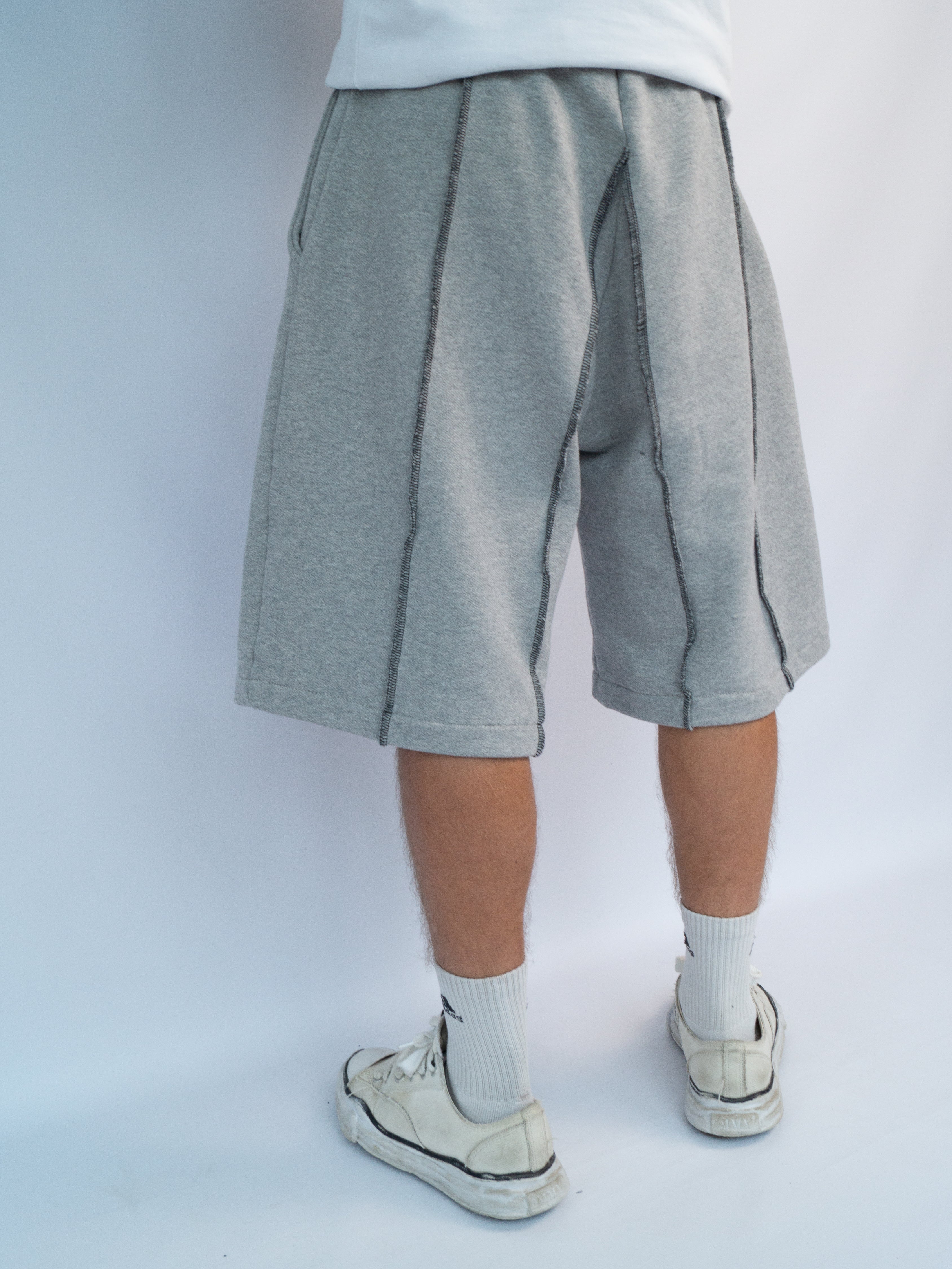 Wavy Sweatshorts
