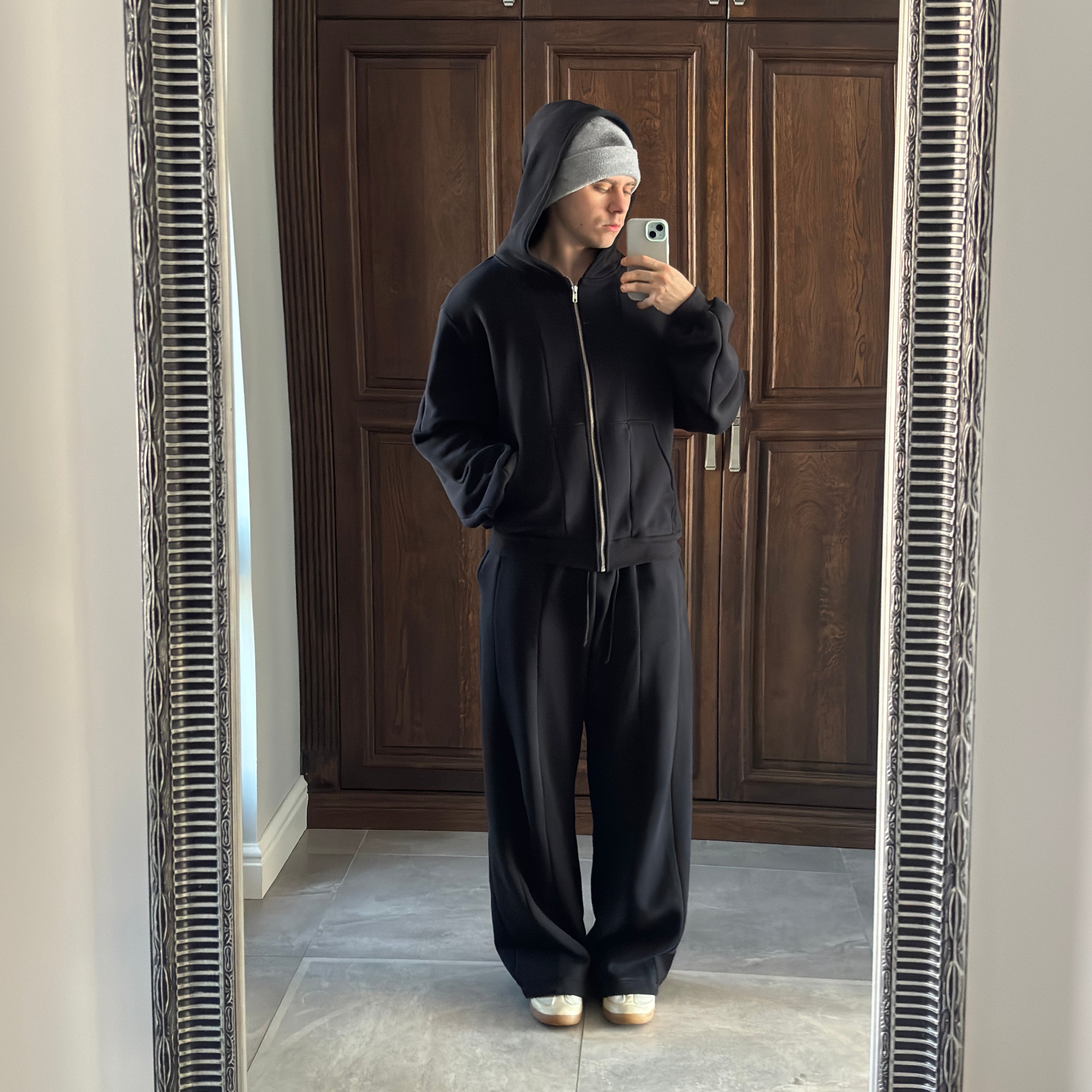 Monarch zip hoodie - Black